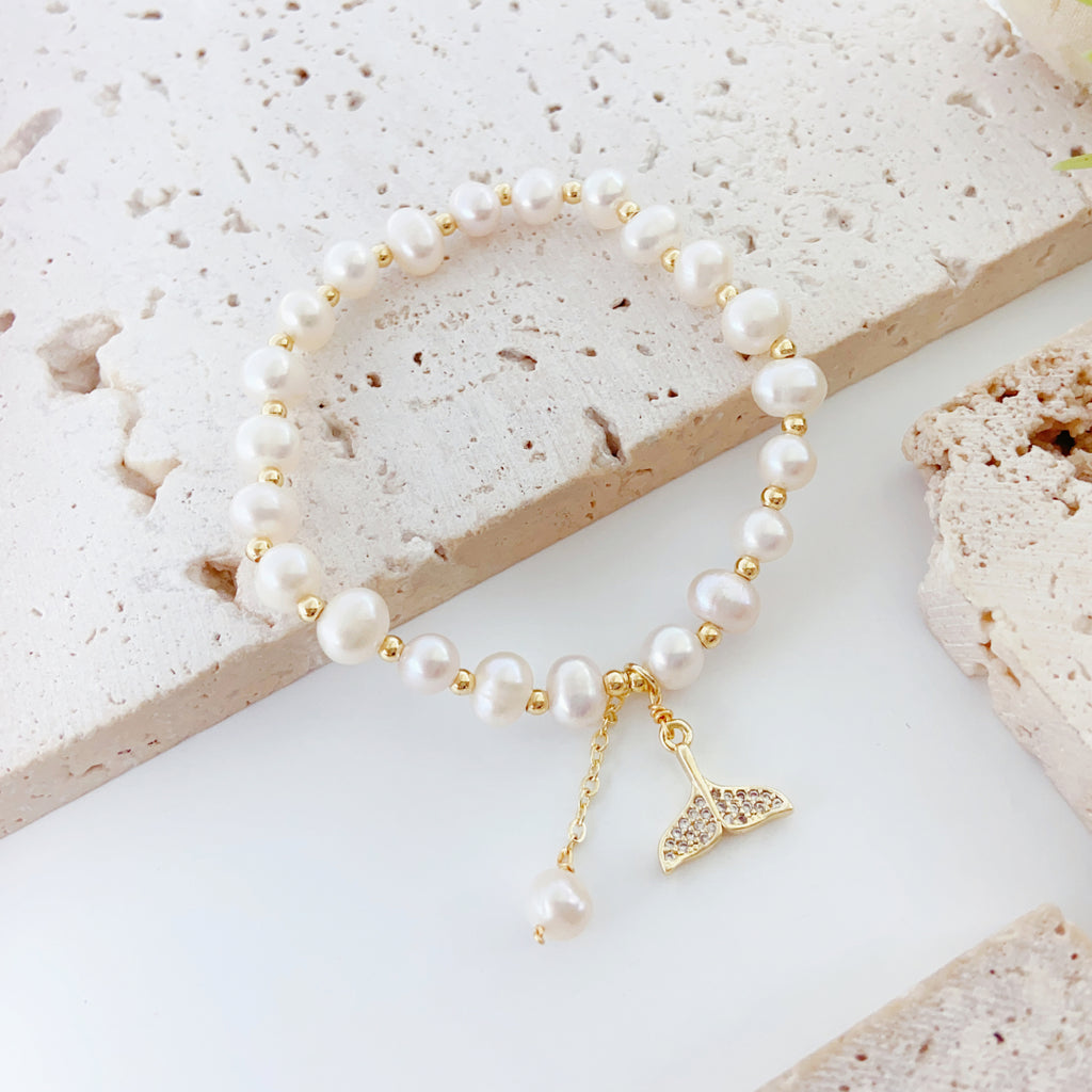 Mermaid Tail Pearl Bracelet