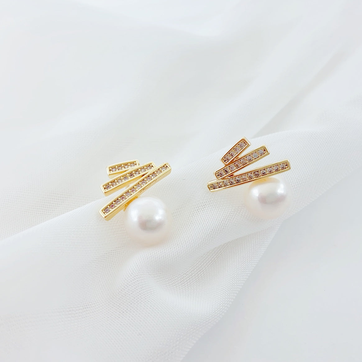 Starlight Dancing Pears