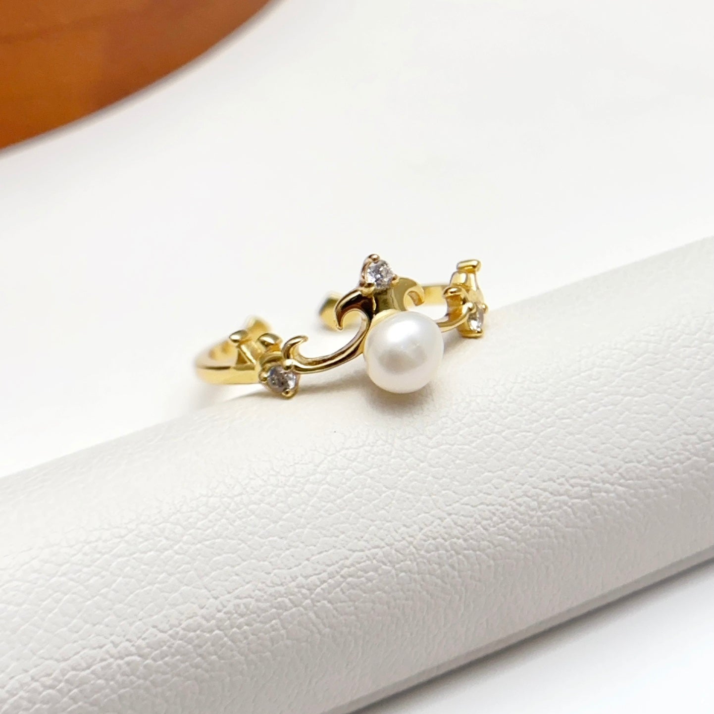 Golden Bloom Pearl Ring
