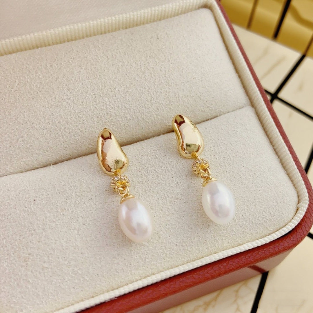 Tea drop Pearl Earrings