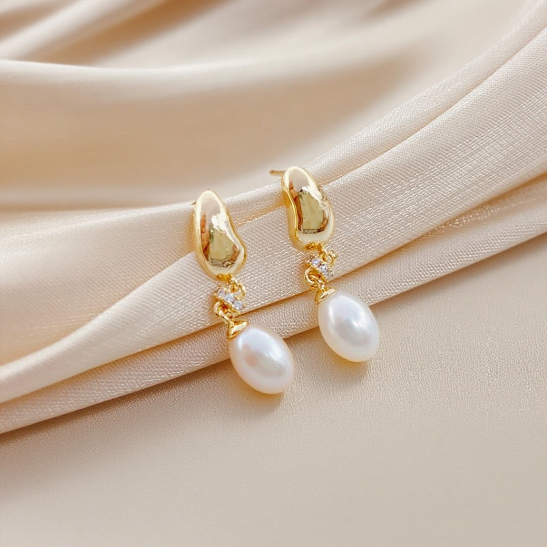 Tea drop Pearl Earrings