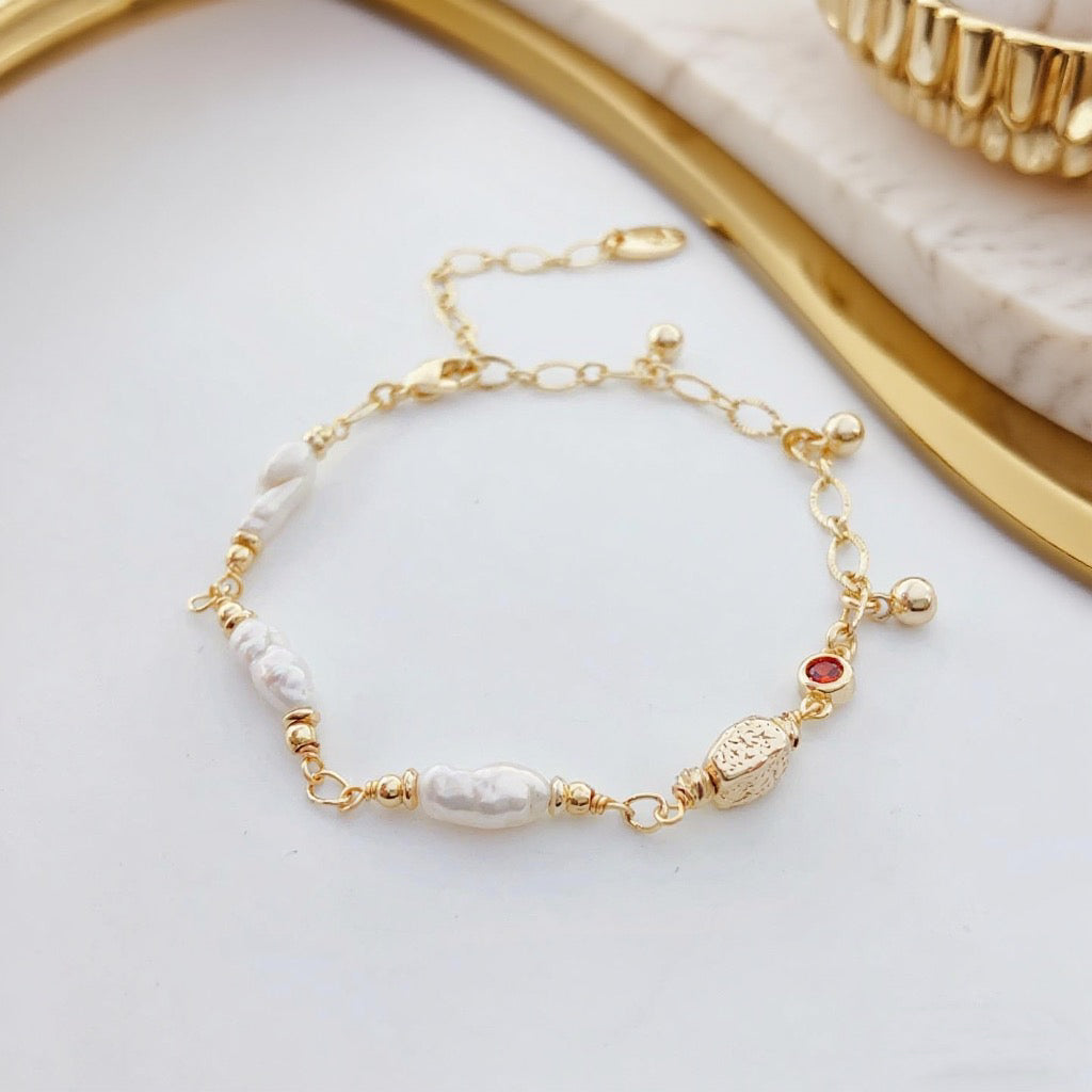 Ember Kiss Baroque Bracelet