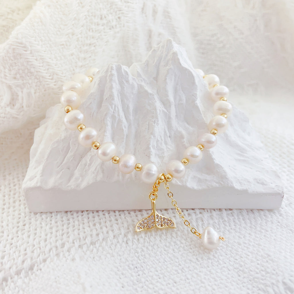 Mermaid Tail Pearl Bracelet