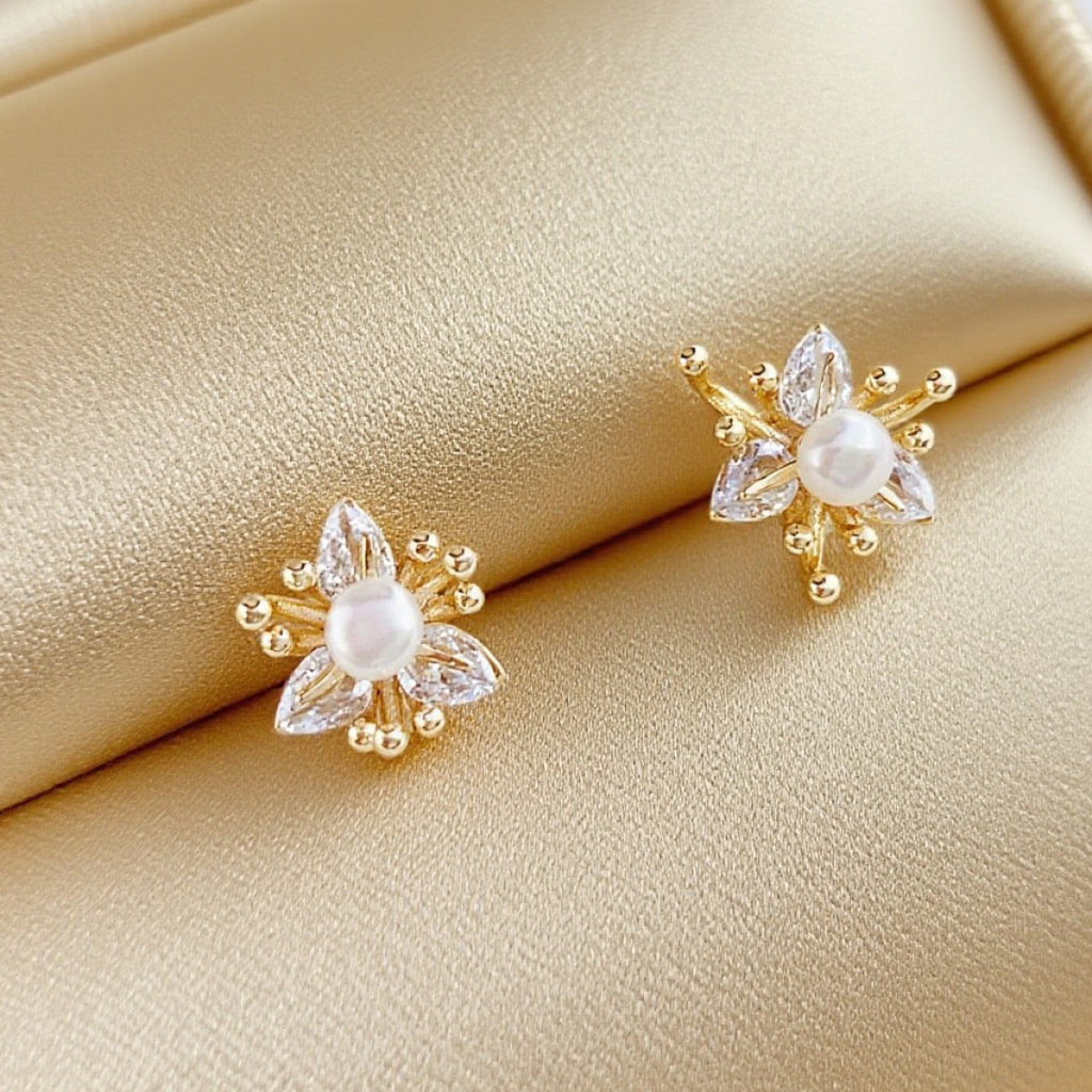 Frost‑Petal Pearl Stud Earrings